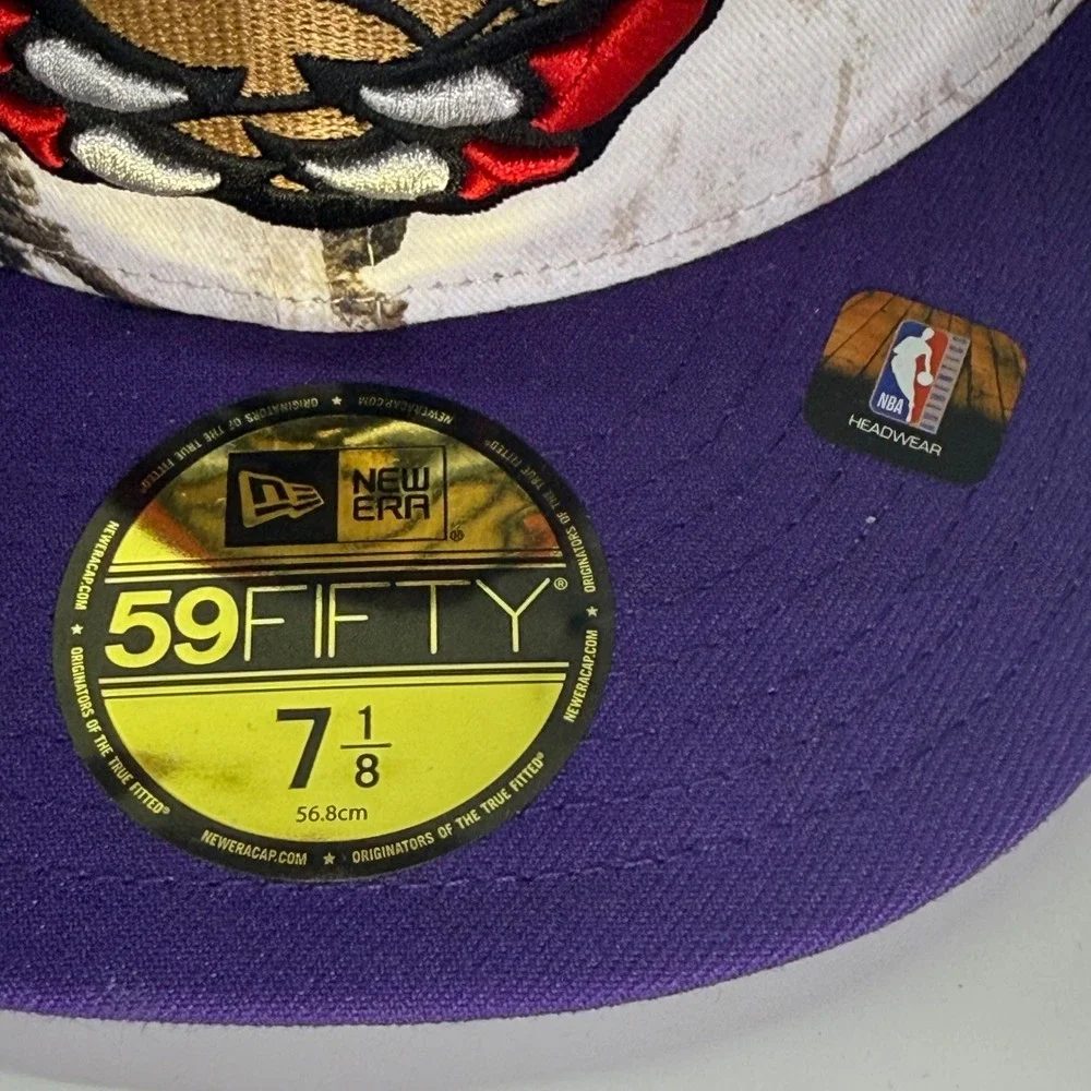 New Era Toronto Raptors Hat Mens 7 1/8 Purple RealTree Camo 59FIFTY Fitted NBA